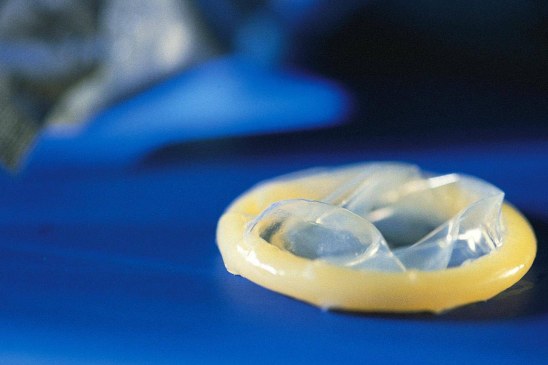 condom-hep-78480018-resized